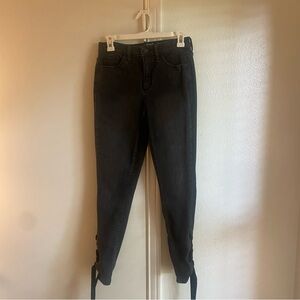 Universal Threads Black High Rise Skinny Jeans with Ties Size 2 / 26 R